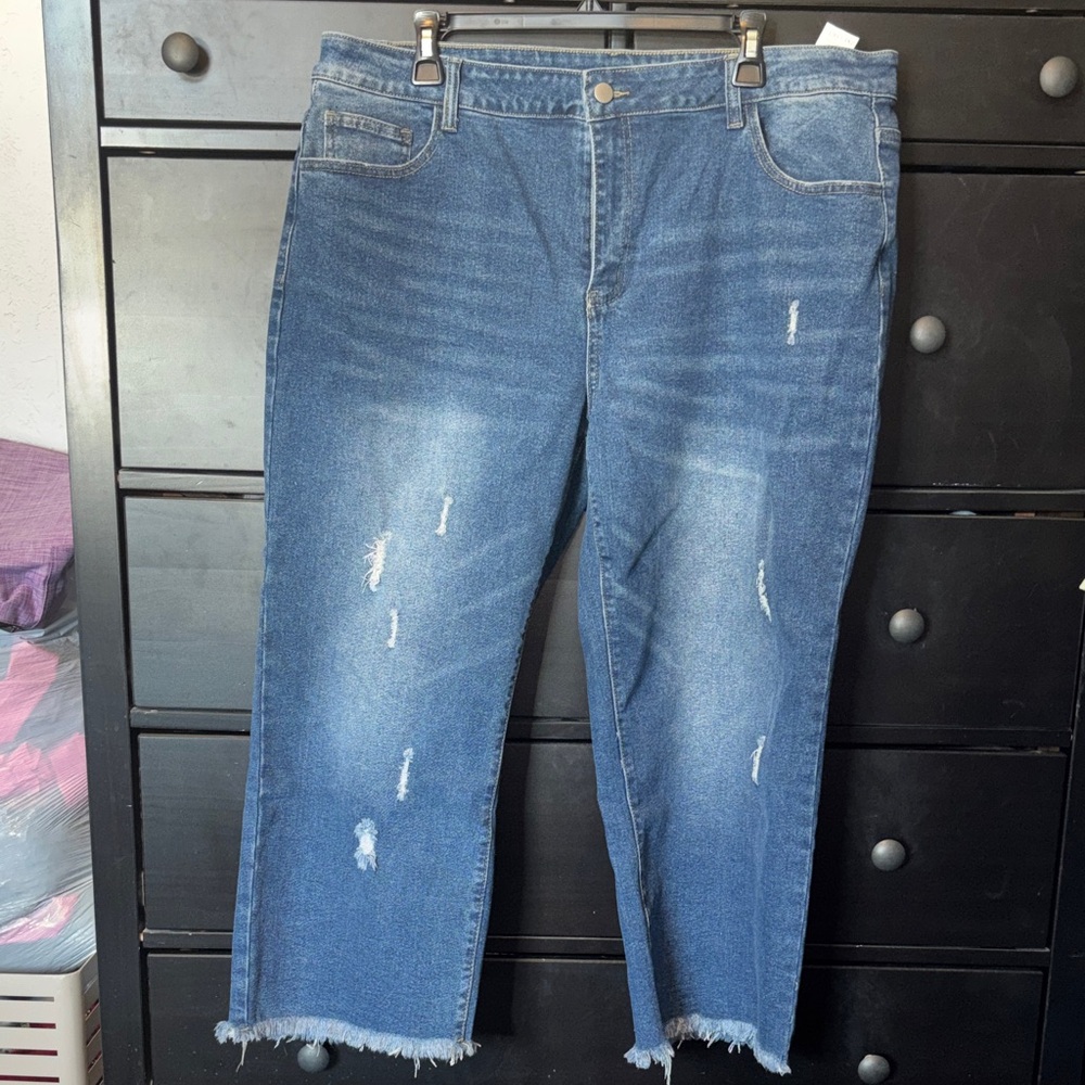 Trendy Ripped Denim Pants